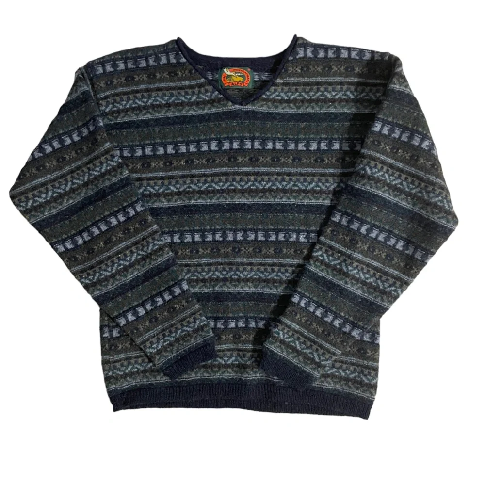 Patterned Crew Neck Sweater - Picture 1 of 7